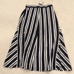 Club Monaco Frescy Skirt
